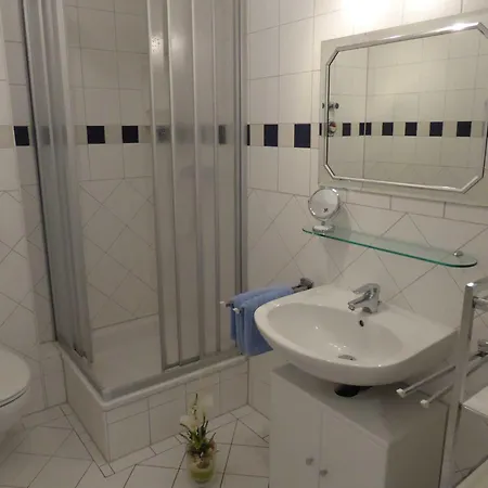 Palais Am Park - 14-12 Апартаменты *